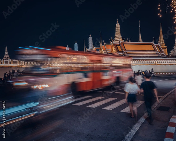 Obraz Bus Thailand at Temple of the Emerald Buddha,in motion blur 
