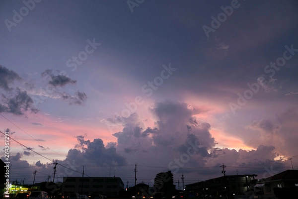 Fototapeta 綺麗な鮮やかな夕焼けの風景