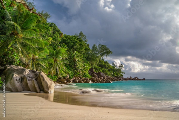 Fototapeta paradise beach at anse georgette, praslin, seychelles 39