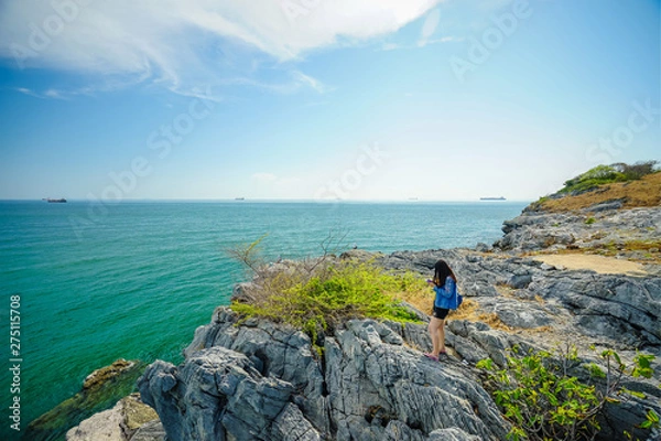 Obraz The sea landscape on Tham Phang beach of Koh Si Chang, Chonburi, Thailand.