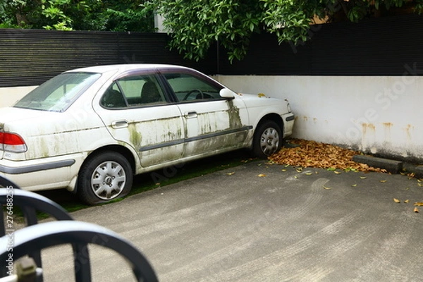 Obraz 使われなくなった自動車