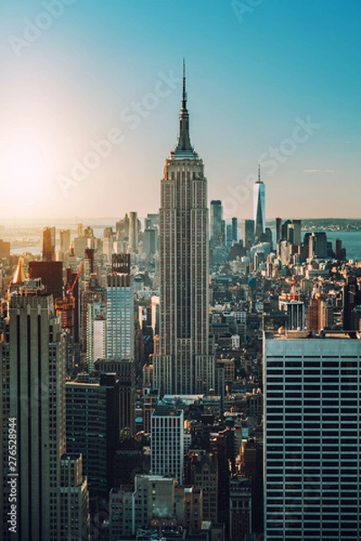 Obraz widok na panoramę Manhattanu i wieżowce o wschodzie słońca, Nowy Jork