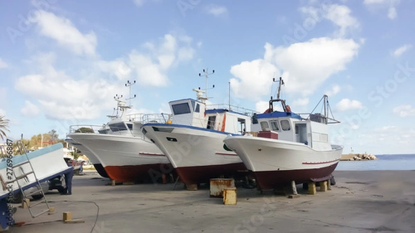 Obraz Barche sul molo del porto peschereccio di Isola delle Femmine - Palermo - Sicilia