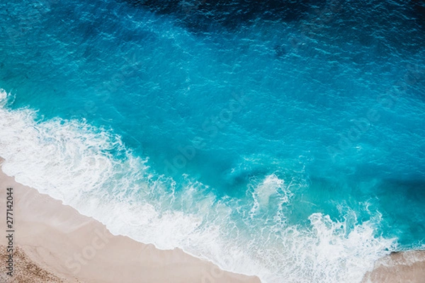 Fototapeta Wild beach, top view, waves