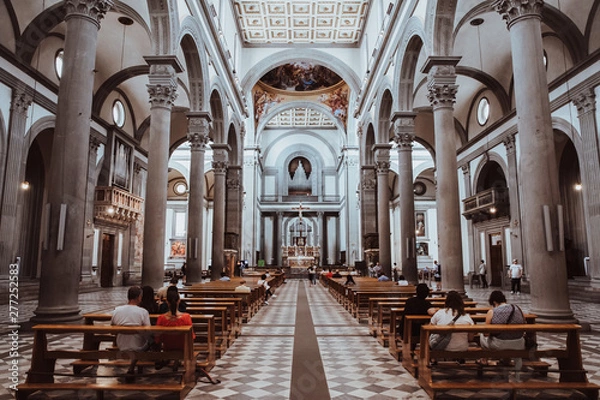 Obraz Panoramic view of interior of Basilica di San Lorenzo (Basilica of St Lawrence)