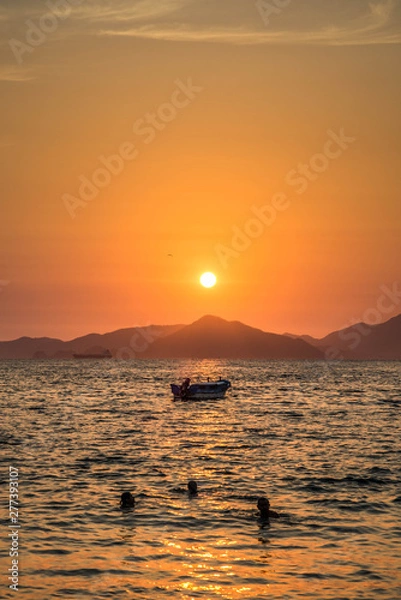 Fototapeta Barco caliente