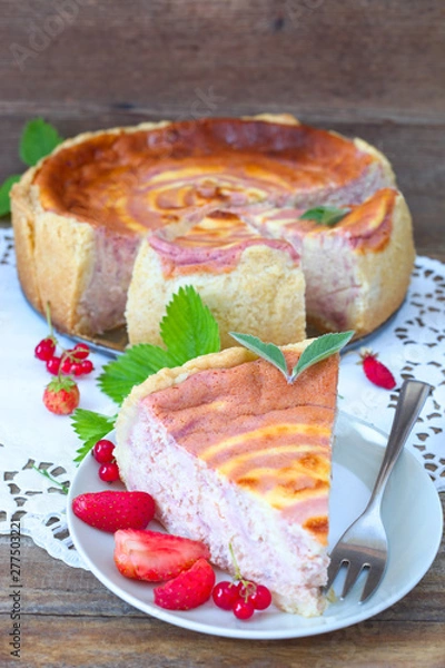 Obraz Zebra-Käsekuchen mit Beeren