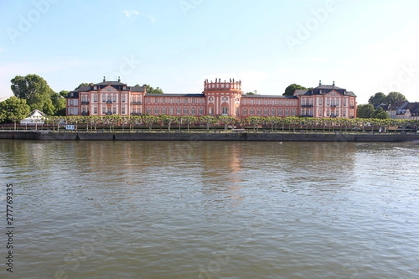 Obraz Biebrich Palace viewed from the Rhein river