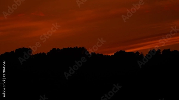 Obraz A dark sunset in the mountains