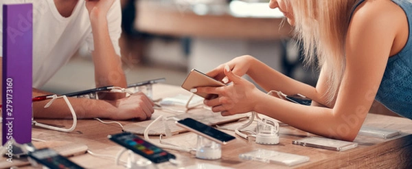 Obraz Hall shopping center.