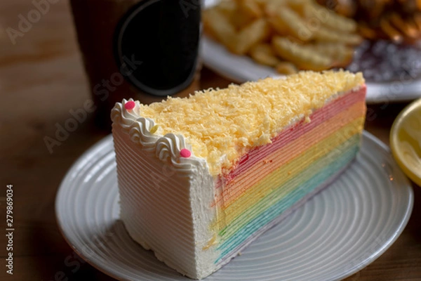 Obraz mille crepe rainbow cake