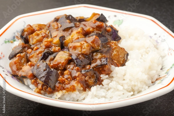 Fototapeta 麻婆茄子丼
