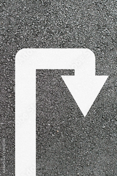 Obraz U-turn arrow on new asphalt