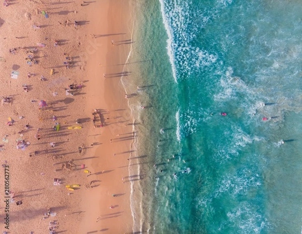 Obraz A crowded afternoon in Manly
