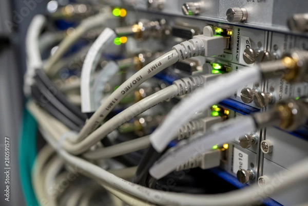 Obraz Modular DVB to IP gateway system for IPTV headends encoders