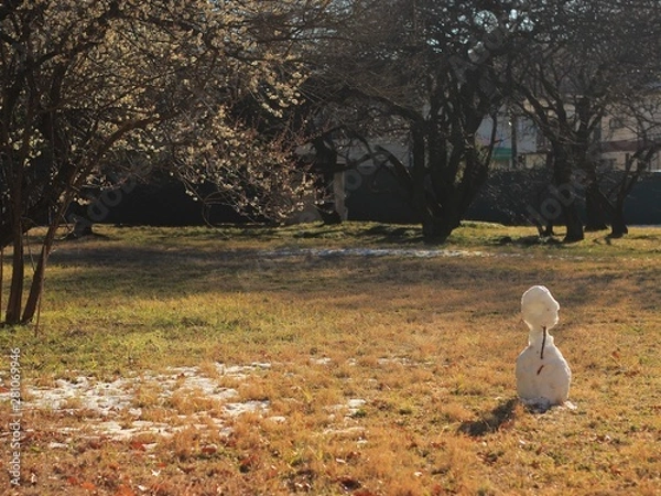 Fototapeta 春の雪だるま