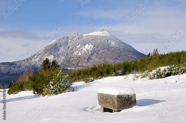 Obraz Volcanic hill-de-dome