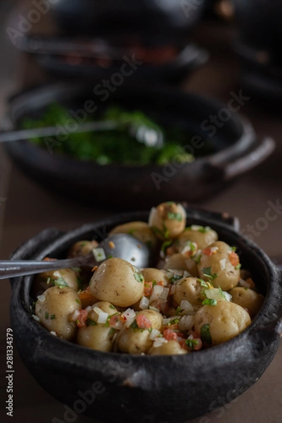Obraz potatoes in a pan