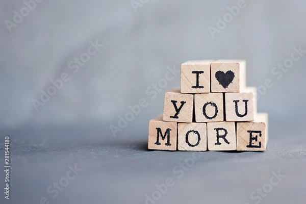 Fototapeta Serdecznie ci bardziej serdecznie napisane listami znaczków