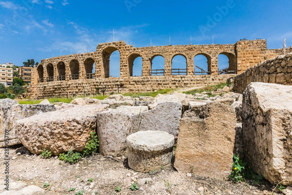 Fototapeta The ruins of Jerash  in Jordan are the best preserved city of the early Greco-Roman era, it is the largest acropolis of East Asia. The Hippodrome