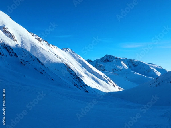 Obraz Natural background. Winter mountain landscape.