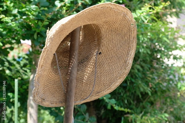 Obraz 使い古した麦わら帽子