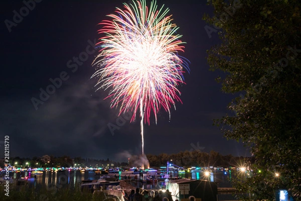Fototapeta firework in front of danube river