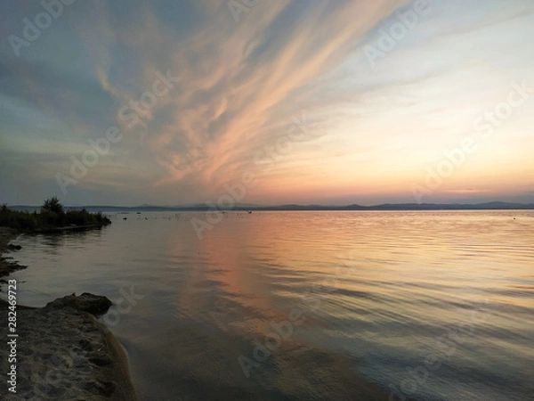 Obraz sunset on the lake with clouds