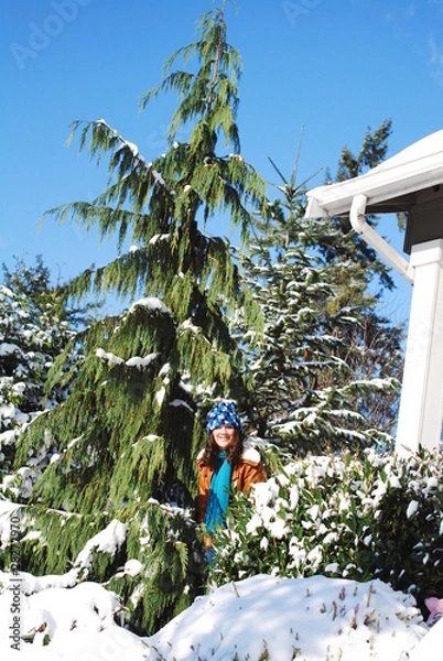 Obraz child playing in snow