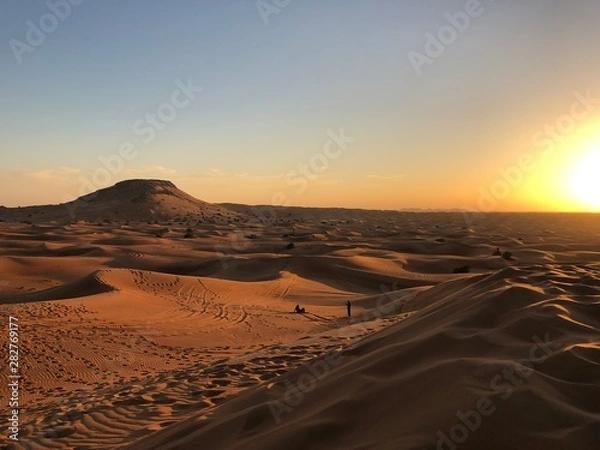 Obraz sunset in the desert UAE