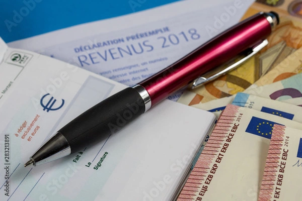 Fototapeta déclaration d'impôt