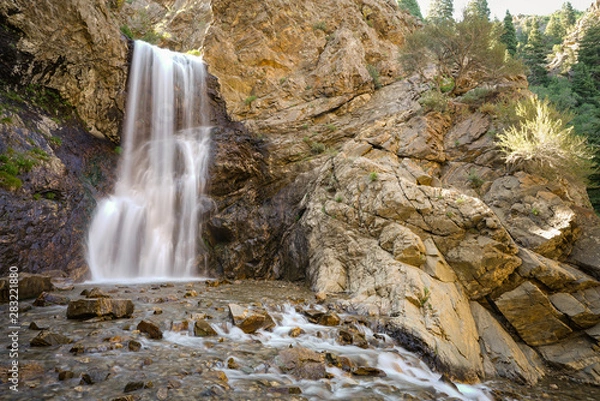 Obraz View of waterfall near Layton, Utah at the beginning of summer