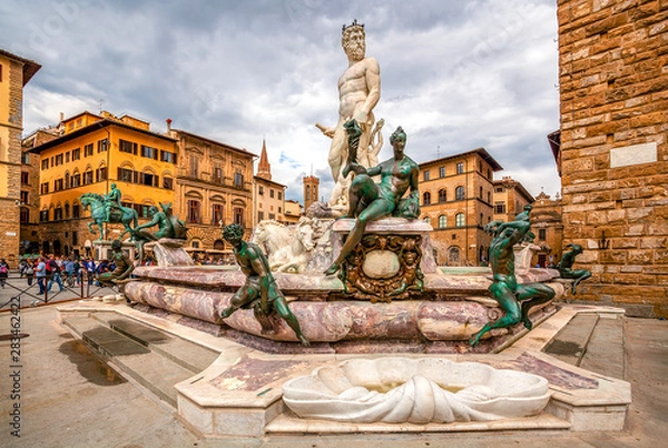 Obraz Fountain Neptune in Piazza della Signoria in Florence, Italy. Florence famous fountain. Famous architecture of the Renaissance in Florence center.
