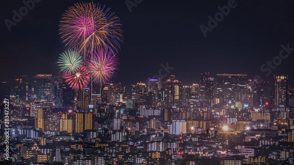 Fototapeta 都市夜景花火