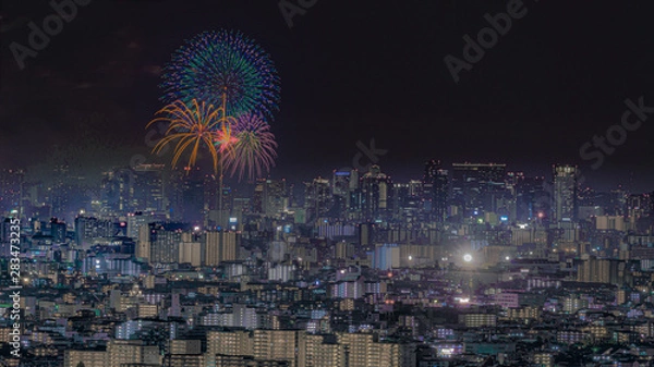 Fototapeta 都市夜景花火