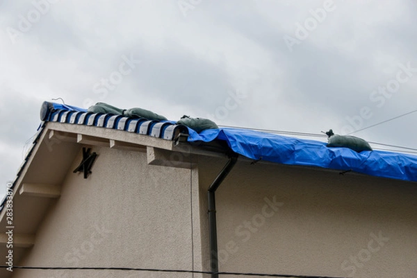 Obraz 瓦屋根の損傷