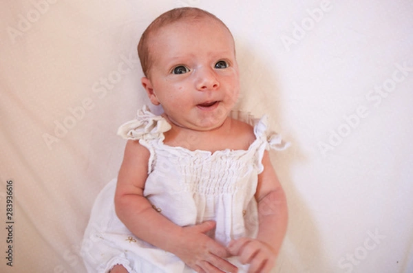 Obraz neonata con fiocchetti