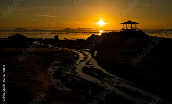 Fototapeta 영광 백바위해수욕장의 일몰