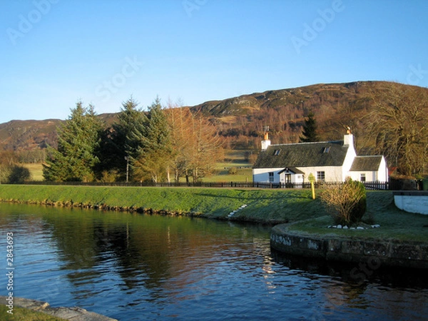 Obraz cottage on loch ness