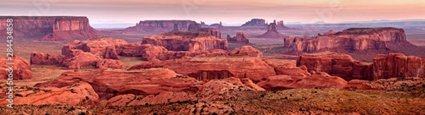 Fototapeta USA, Arizona, Monument Valley Navajo Tribal Park. Panoramic view from Hunt's Mesa at dawn