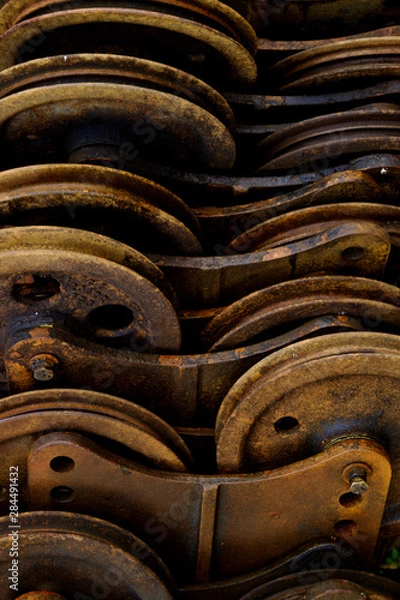 Fototapeta old abandoned train wheels