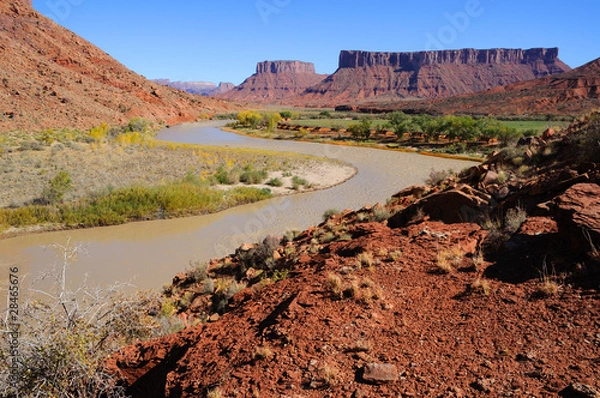 Fototapeta Meander in Colorado River near Desert Resort