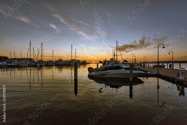 Obraz Sunset at the marina