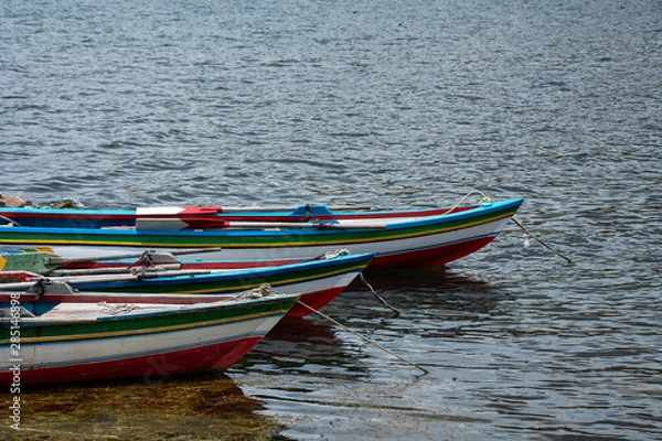 Obraz lanchas coloridas de madera 