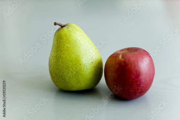 Obraz Apfel mit Birne vegleichen