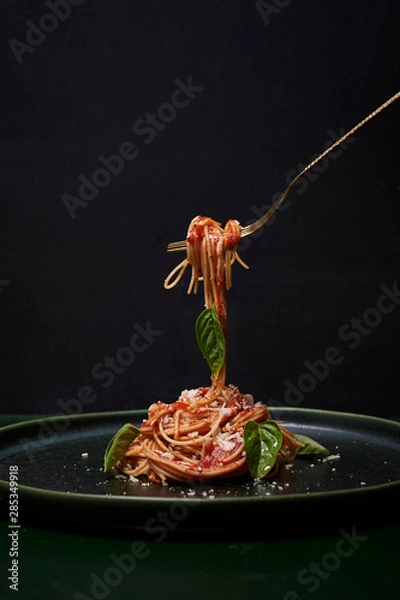 Obraz spaghetti with tomato sauce