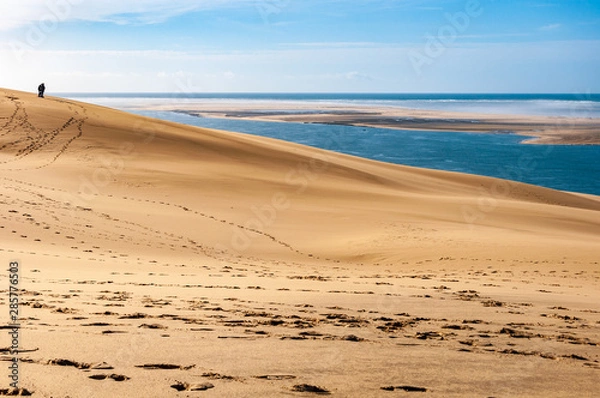 Obraz The Dune du Pilat of Arcachon in France, the highest sand dunes in Europe: paragliding, oyster cultivation, desert and beach.