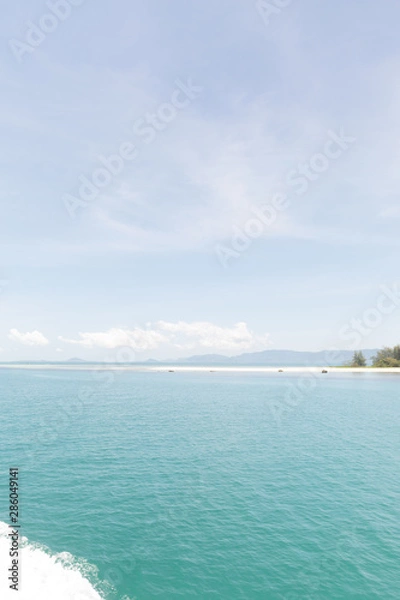 Fototapeta Looking at the sky.