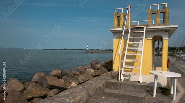 Obraz Abandoned building on the pier