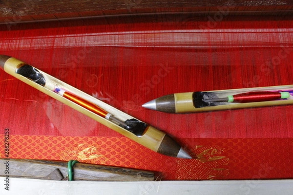 Obraz hand loom silk sarees weaving process threading material